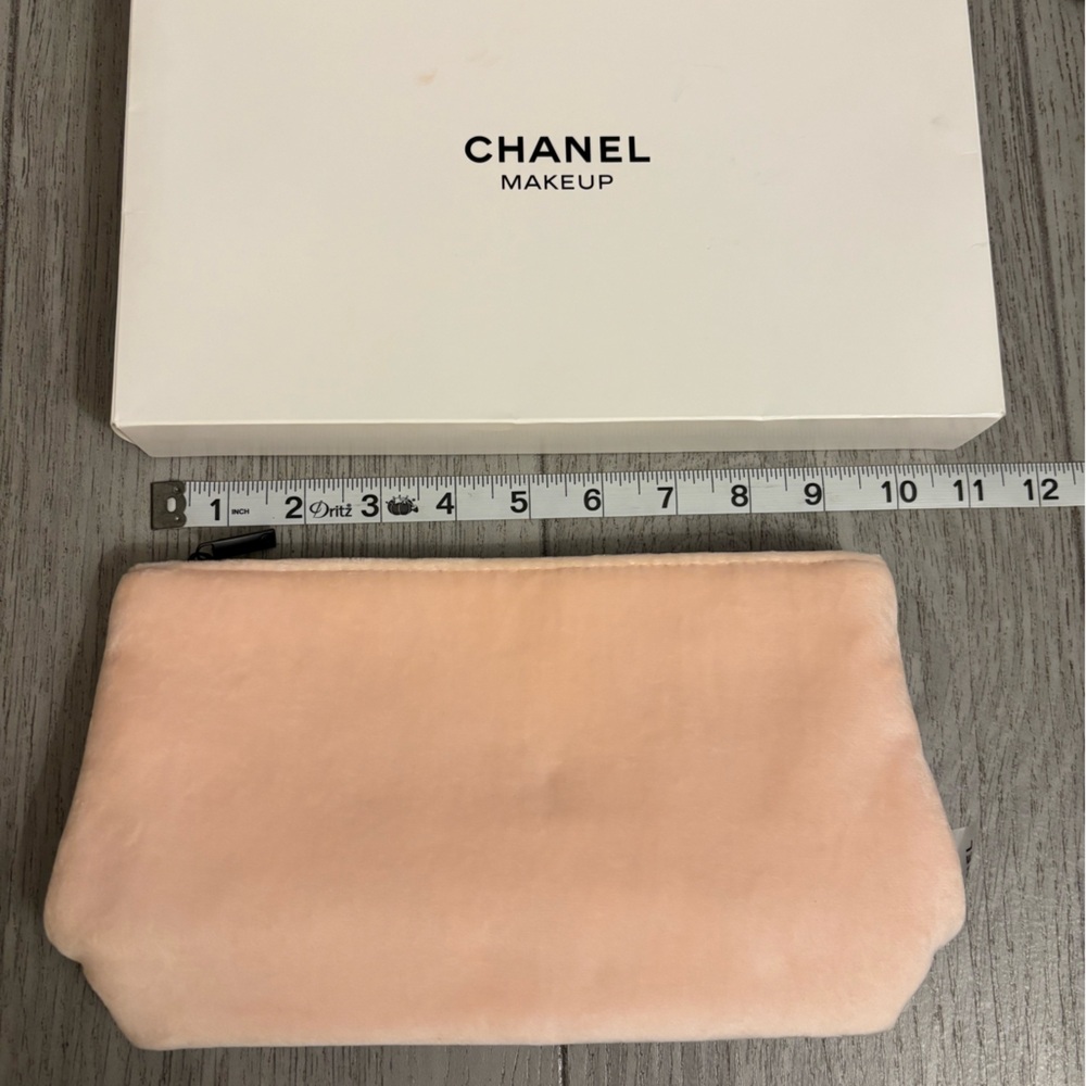 NWOT Chanel Makeup Cosmetic Bag | Pink Velour/Velvet - Picture 10 of 11